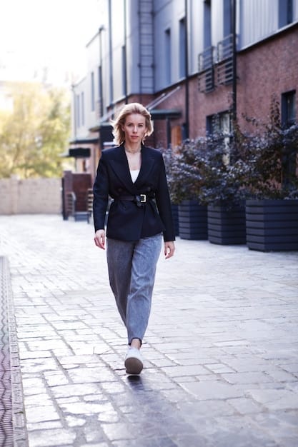 Comment porter le blazer oversize avec style en 2025 ? Astuces de pro pour les petites - Cover Image